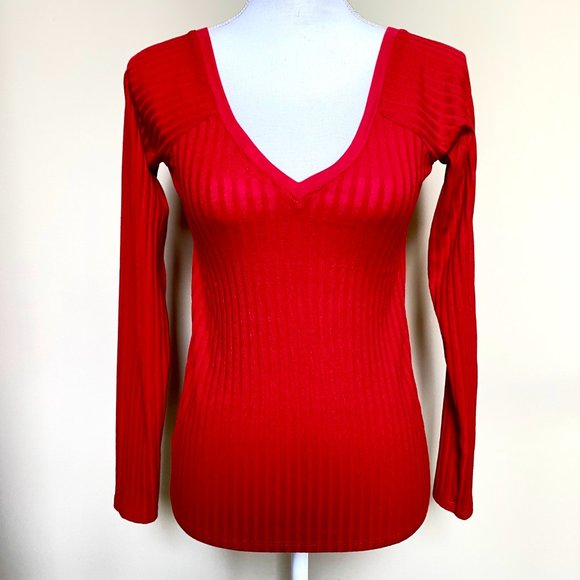 ZARA Red V-Neck Ribbed T-Shirt Long Sleeves - Picture 9 of 9